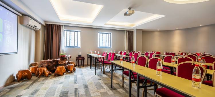 精途酒店(常州文化广场奥体中心店)图片