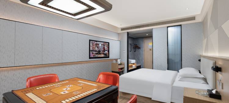 柏曼酒店(长沙万家丽中路火炬村地铁站店)图片