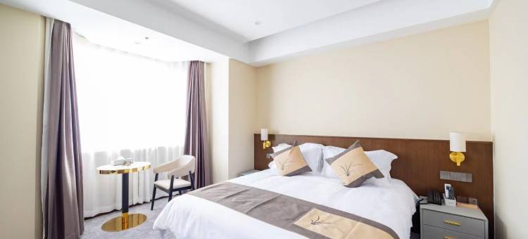 神龙大厦Hotel(青岛火车站团岛地铁站店)图片