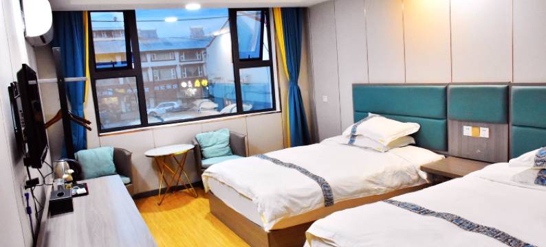 若尔盖鸿福宾馆图片