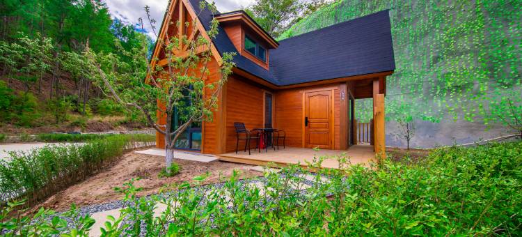 牧蓝谷·太空舱星空营地图片