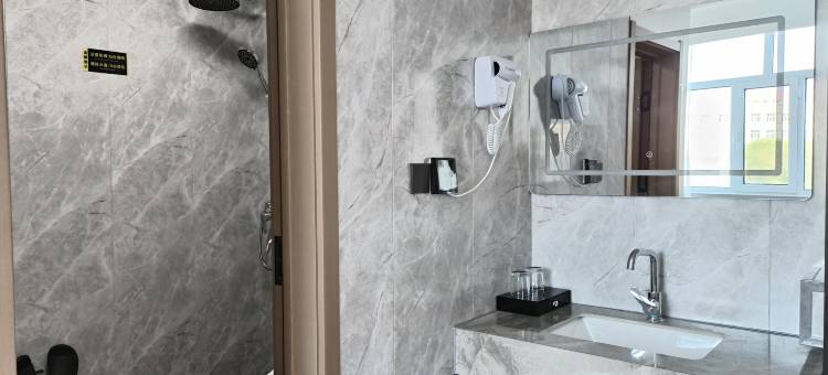 呼伦贝尔金海商务宾馆(海拉尔火车站店)图片