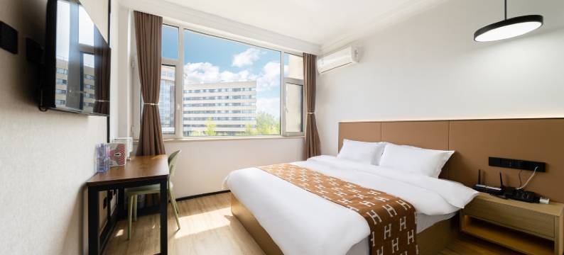 朗顿雅庭酒店(鸽子窝公园刘庄夜市店)图片