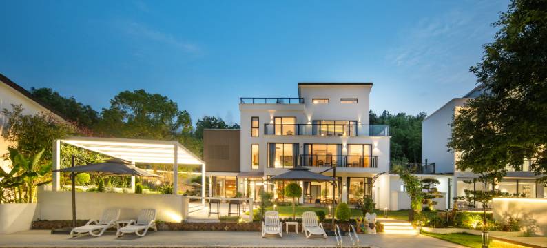 莫干七栖·QIXI温泉设计师环山野奢·星空泳池花园美宿图片