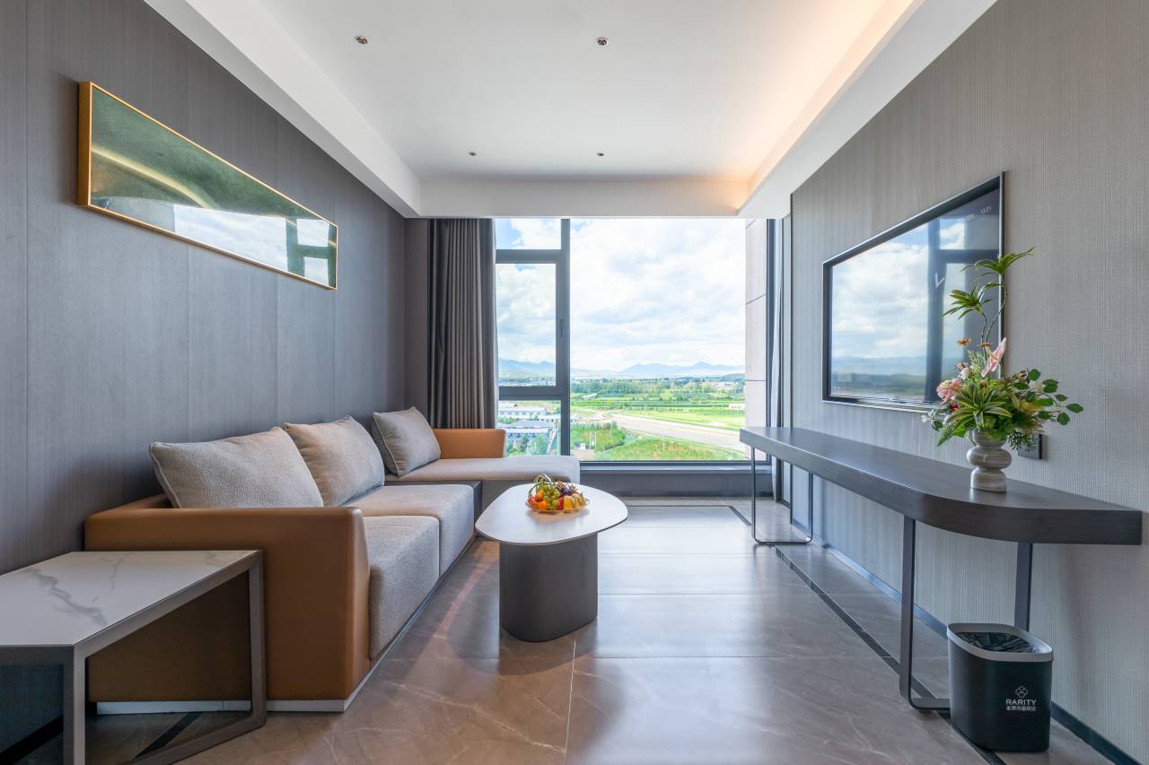 RARITY 豪澤芮麗酒店(林西县政府店)图片