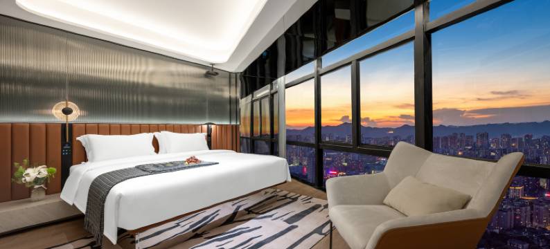 Sky·云际51高空江景度假酒店(重庆奥体中心龙湖时代天街店)图片