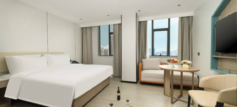 华旅酒店(广州南方医科大学珠江医院燕岗地铁站店)图片