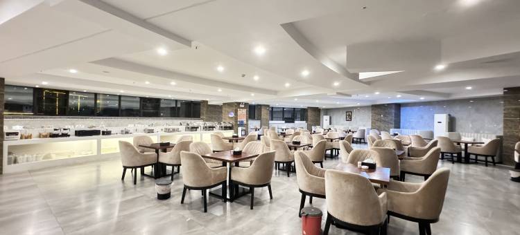 盈江凯旋大酒店图片