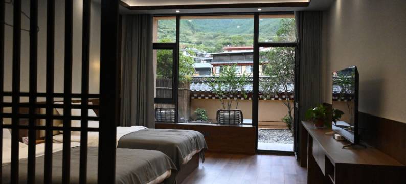 维西能聪康巴酒店图片