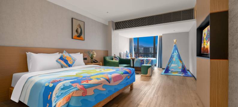 欢漫高空江景酒店(重庆洪崖洞解放碑步行街店)图片