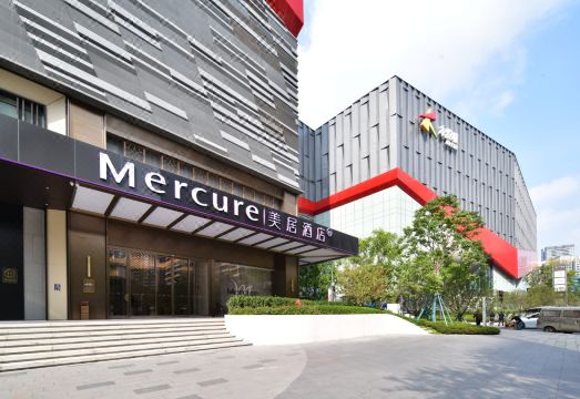 成都西博城美居酒店外景图