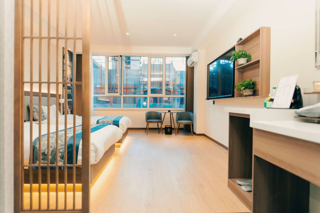 蓝城·榕舍古韵智能酒店(乌兰察布集宁南站店)图片