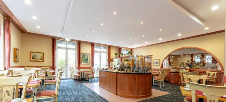 诺德施泰特广场高级公园酒店(PLAZA Premium Parkhotel Norderstedt)图片