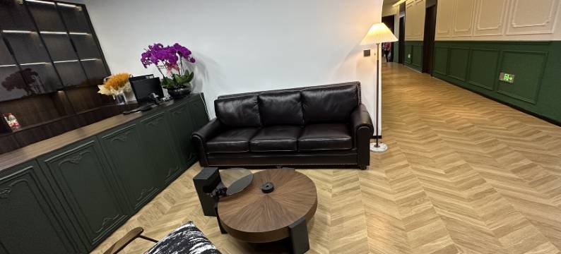 亚布力草根酒店图片