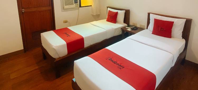 红多兹@ 巴莱索非亚八打雁住宿加早餐旅馆(RedDoorz Plus @ Balai Sofia Bed & Breakfast Batangas)图片