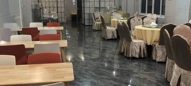 群家商务酒店(新村夜市南湾猴岛生态旅游区店)图片