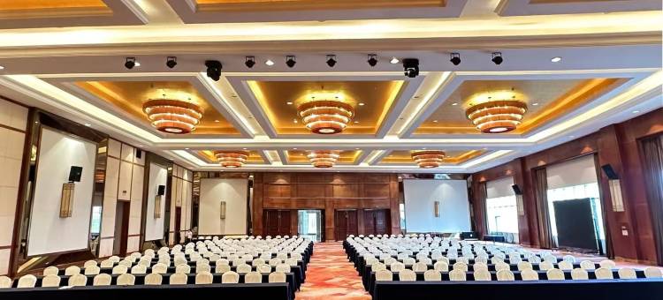 句容余坤墨尔顿大酒店图片