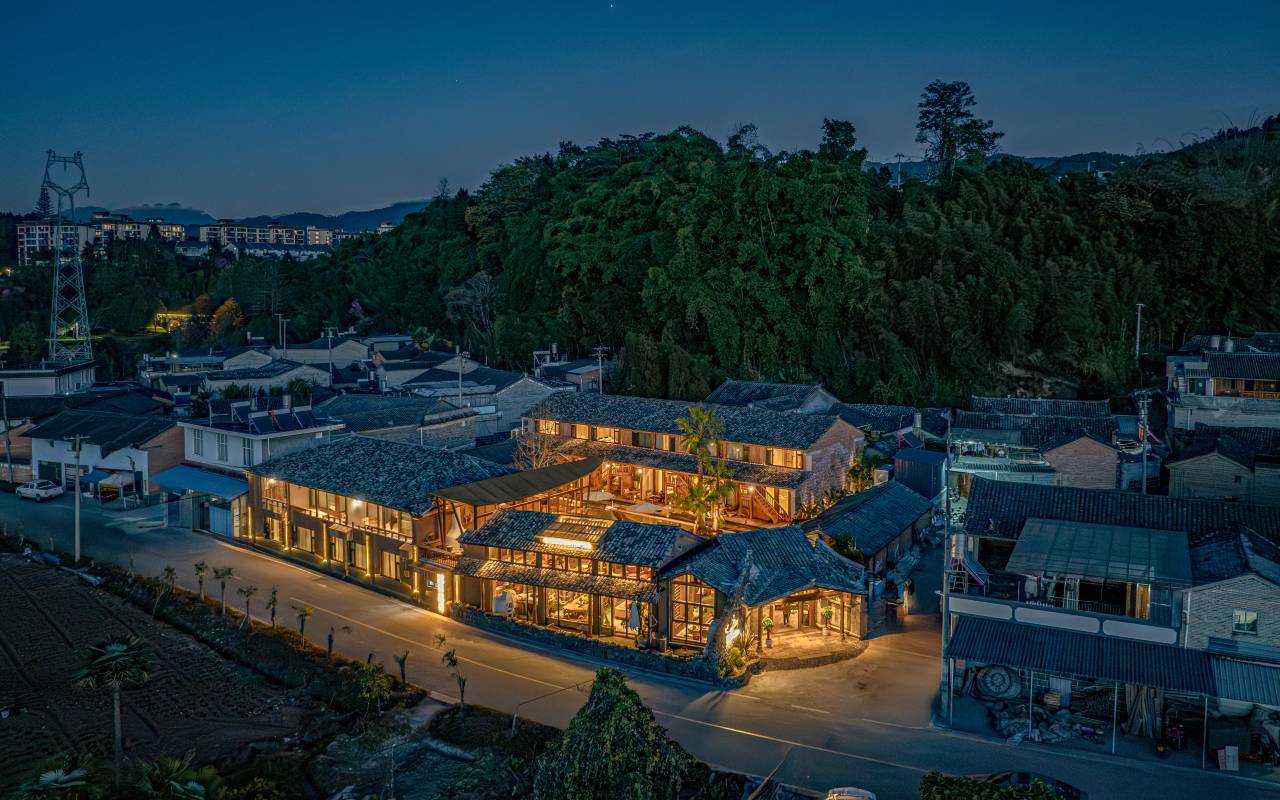 腾冲北海粮仓温泉度假酒店图片