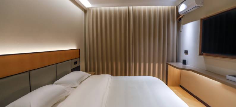 金榜智能酒店(郑集高中店)图片