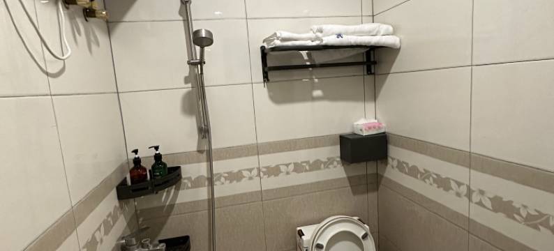 拱北口岸莲花公寓(拱北莲花路商业步行街店)图片