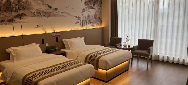 巴中鸿运凯涞酒店图片