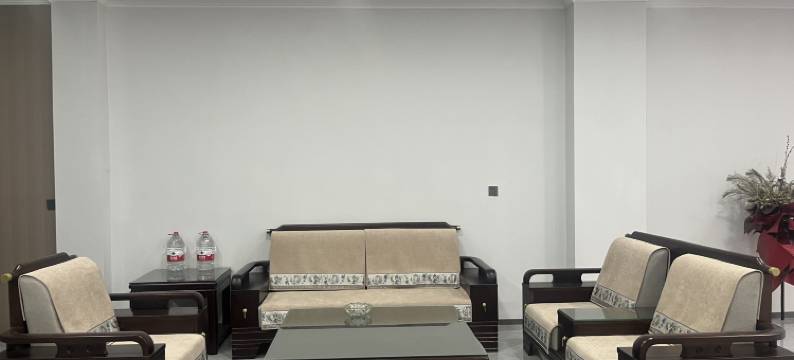 宜家宾馆(方城县图书馆龙泉公园店)图片