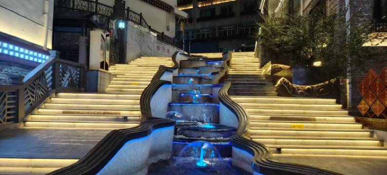 雅江峡谷观景商务民宿图片