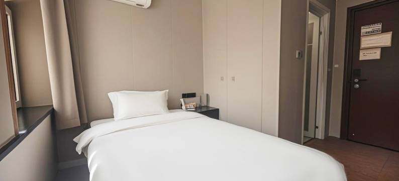 航港驿站(乌鲁木齐天山国际机场店)图片