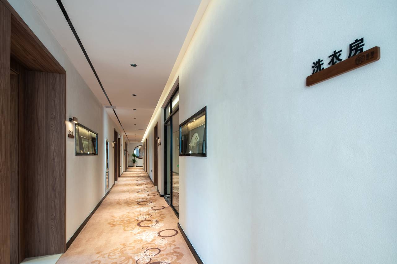 花筑·境觅酒店(陶溪川文创街区景德镇雕塑瓷厂店)图片