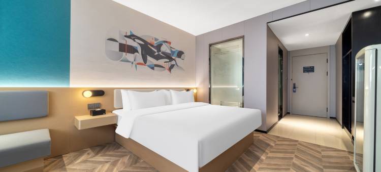 网鱼电竞酒店(杭州萧山机场义蓬地铁站店)图片