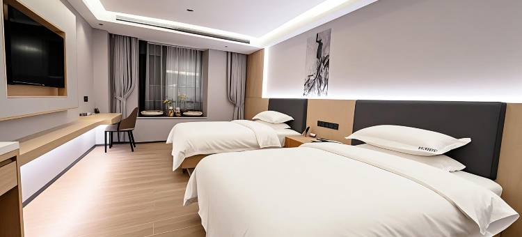 悦尔蔓假日酒店(孟定店)图片