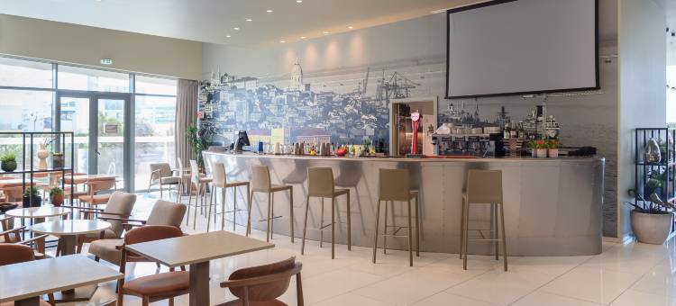 里斯本机场美利亚酒店(Meliá Lisboa Aeroporto)图片