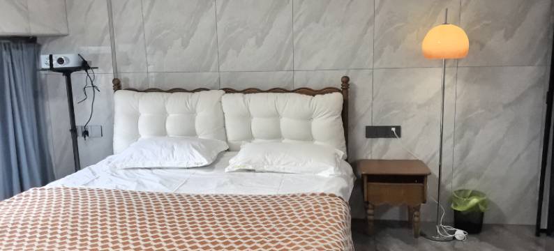 福州杏福小苑影音民宿(福州火车南站店)图片