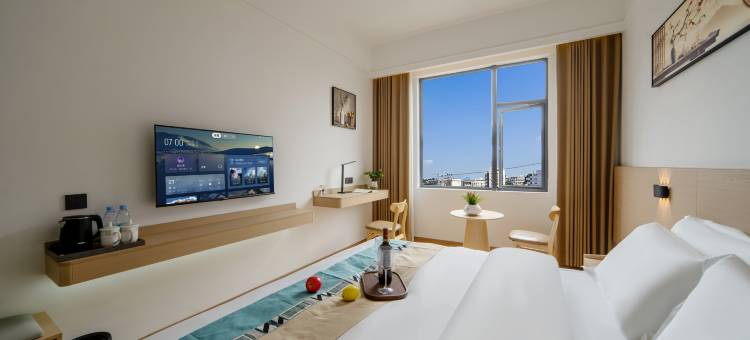 小鹿辰客·凤栖大酒店图片