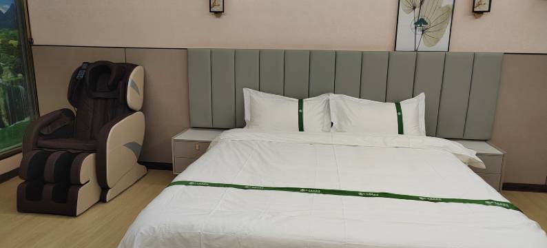 格林豪泰酒店(左贡店)图片