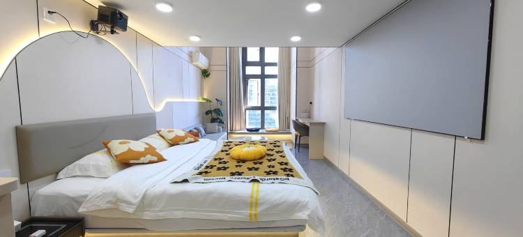 拾光time影院民宿(福州南站胪雷地铁站店)图片