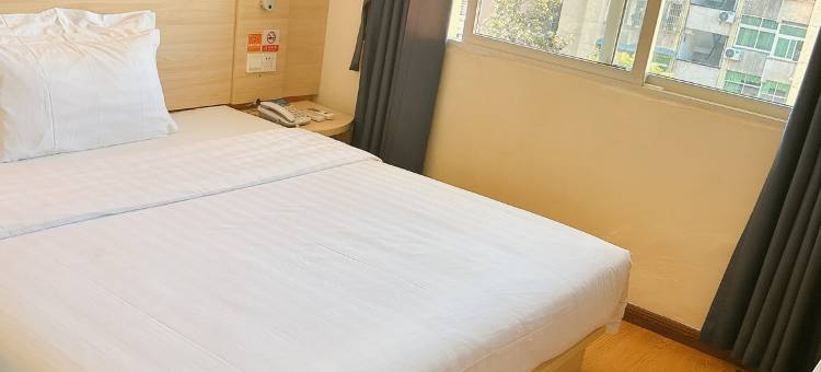 7天连锁酒店(重庆黔江交西路店)图片