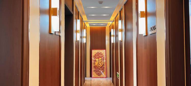 晨雅酒店(开封万岁山大宋武侠城清明上河园店)图片