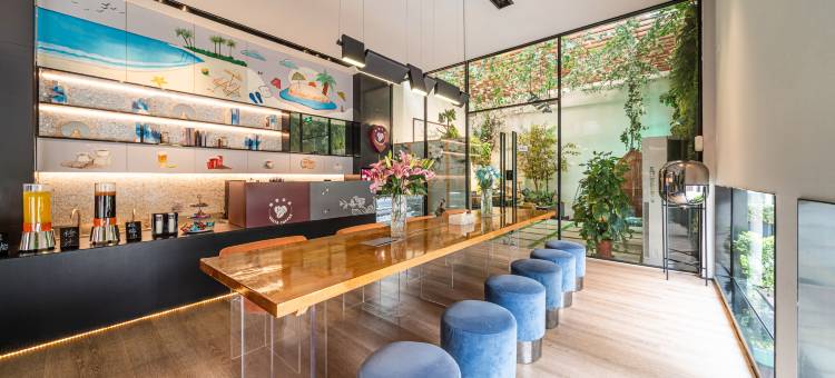 ibis宜必思·尚品酒店(珠海华发商都北山大院店)图片