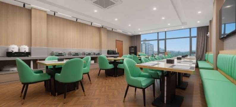 途客轻居酒店(潍坊火车站北广场泰华城店)图片