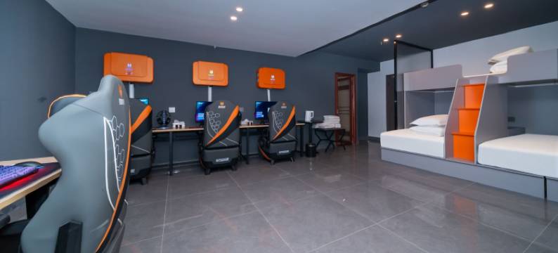 银狐电竞酒店(省人民医院汽车西站店)图片