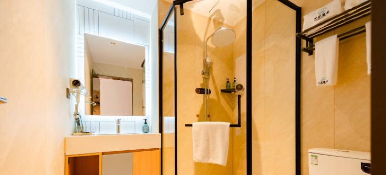 艺呈酒店(泰安泰山站店)图片