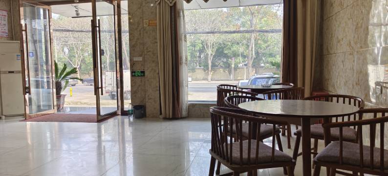 OYO襄阳继超宾馆图片