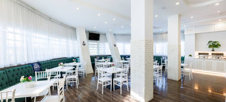 克鲁斯酒店(Cruise Hotel)图片