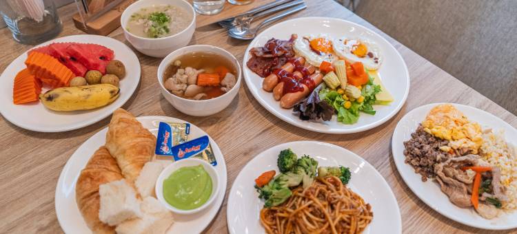 曼谷素坤逸斯德布里奇套房酒店(Staybridge Suites BANGKOK SUKHUMVIT by IHG)图片