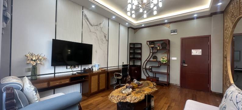 梁河馨怡酒店图片