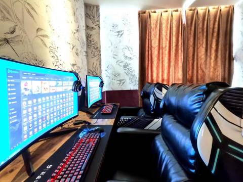 喜族长电竞民宿