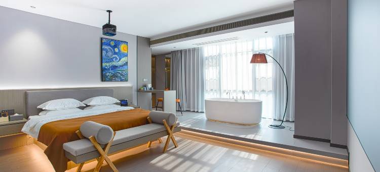 蒙自莫及艺术画展酒店图片