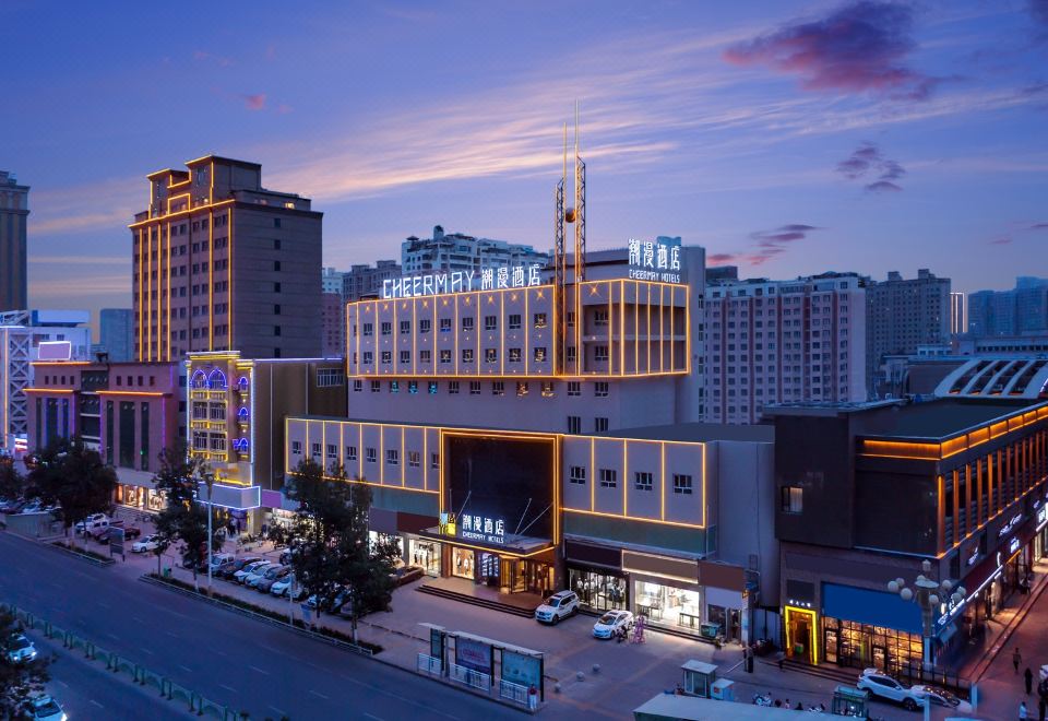 潮漫酒店（和田团结广场店）外景图