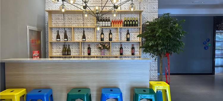 康铂酒店(威海影视城高铁北站店)图片